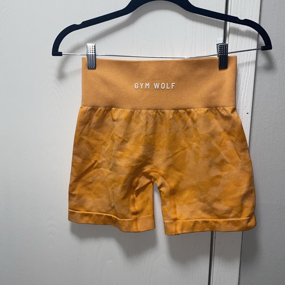 Gym Wolf Rare Orange Contour Camo Seamless Athletic Biker Shorts - Picture 2 of 7